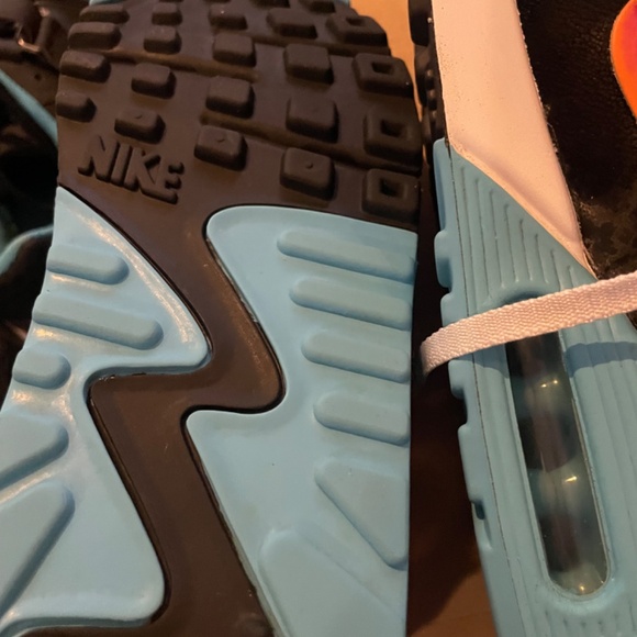 Nike Air Max 90 Futura - Picture 5 of 5